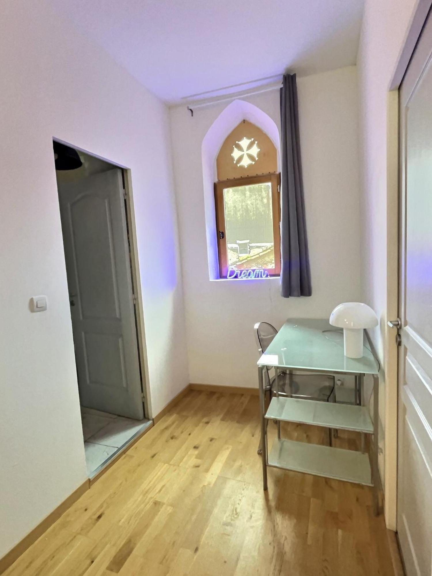 Des Appartements Au Calme Dans Un Immeuble Historique Béziers Esterno foto