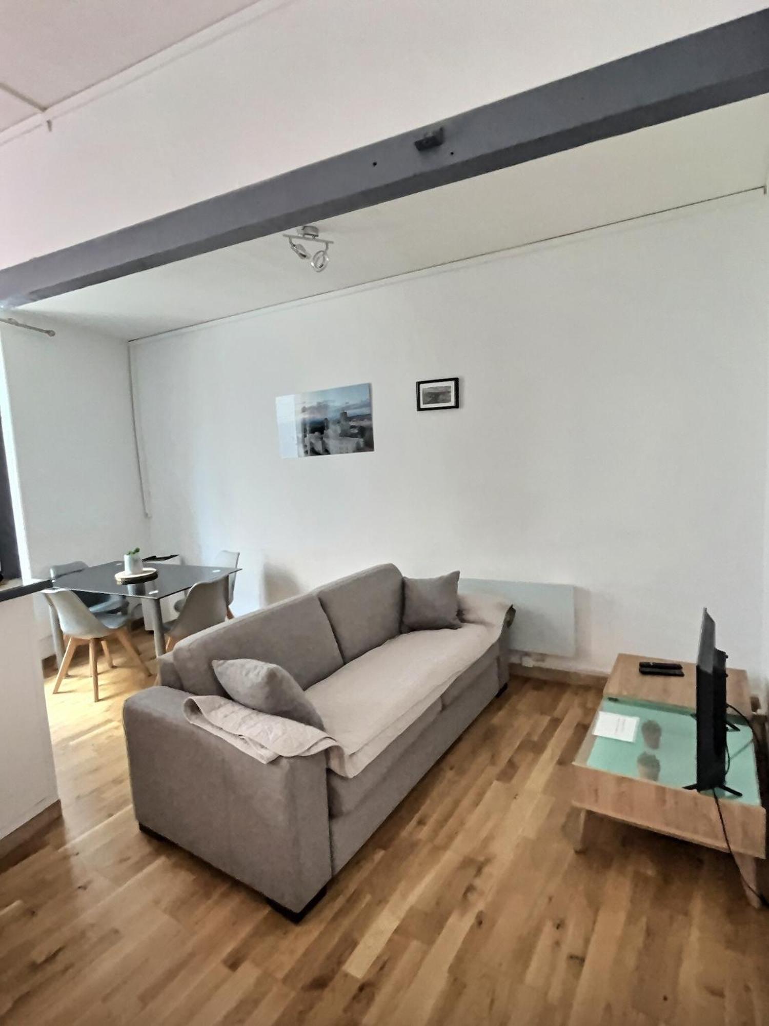 Des Appartements Au Calme Dans Un Immeuble Historique Béziers Esterno foto